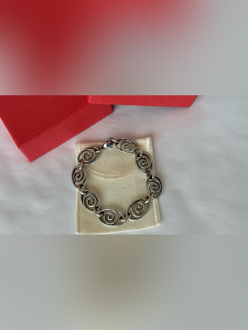 RARE RETIRED James Avery.
Sterling Silver Spiral Scroll Link
Bracelet